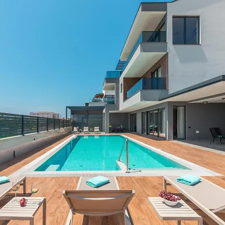 In With House Sea View