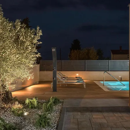 Holiday home In With House Sea View *